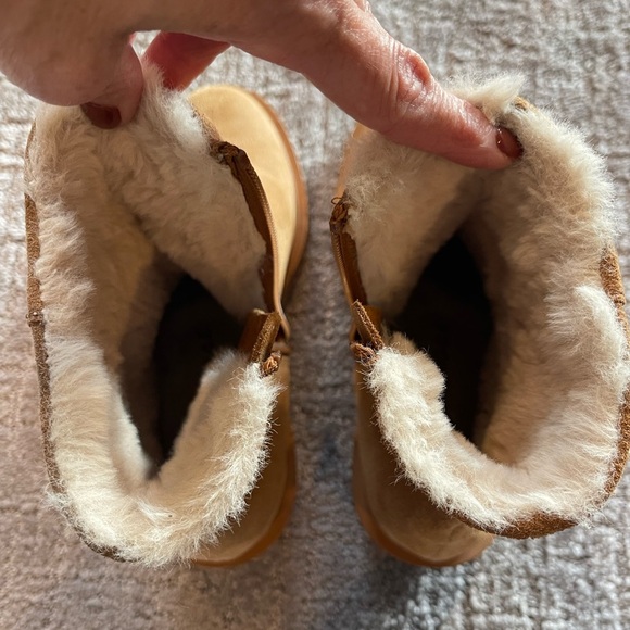 Matisse Nate Tan Suede Ankle Boots, Faux Shearling Lining, 2” Heel, Size 7M - Picture 10 of 15